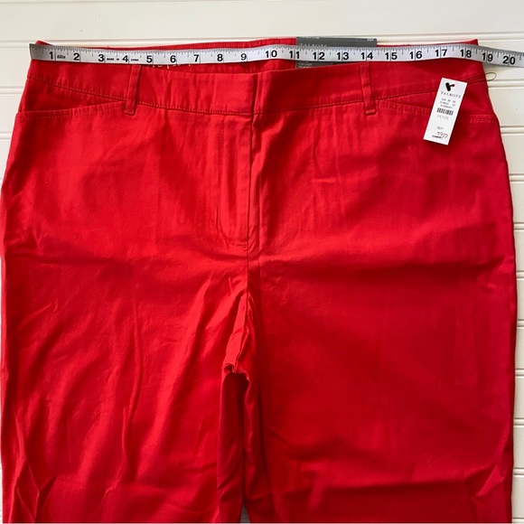 NWT Talbots Perfect Crop Slim-Leg Red Pants Women’s Size 16P - Picture 6 of 12